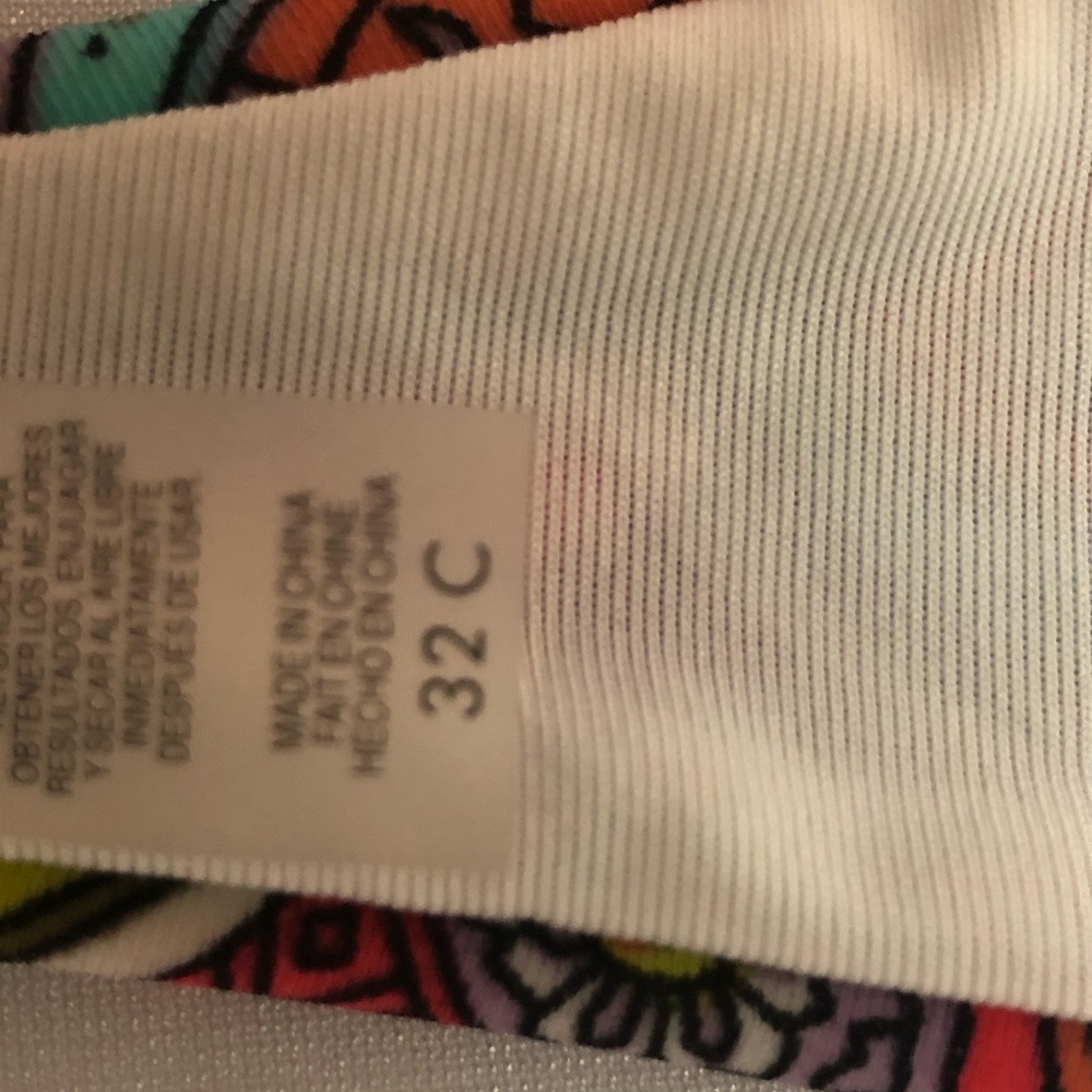 VICTORIAS SECRET molded cups bohemian paisley top - Picture 12 of 12